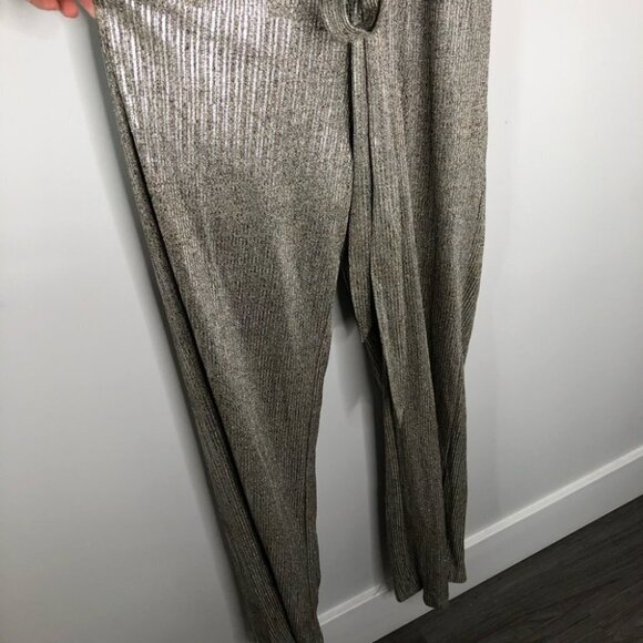 BISHOP+YOUNG The Aspen Metallic  Wide Leg V-neck Jumpsuit Romper 1 Piece Size XS - Picture 6 of 11